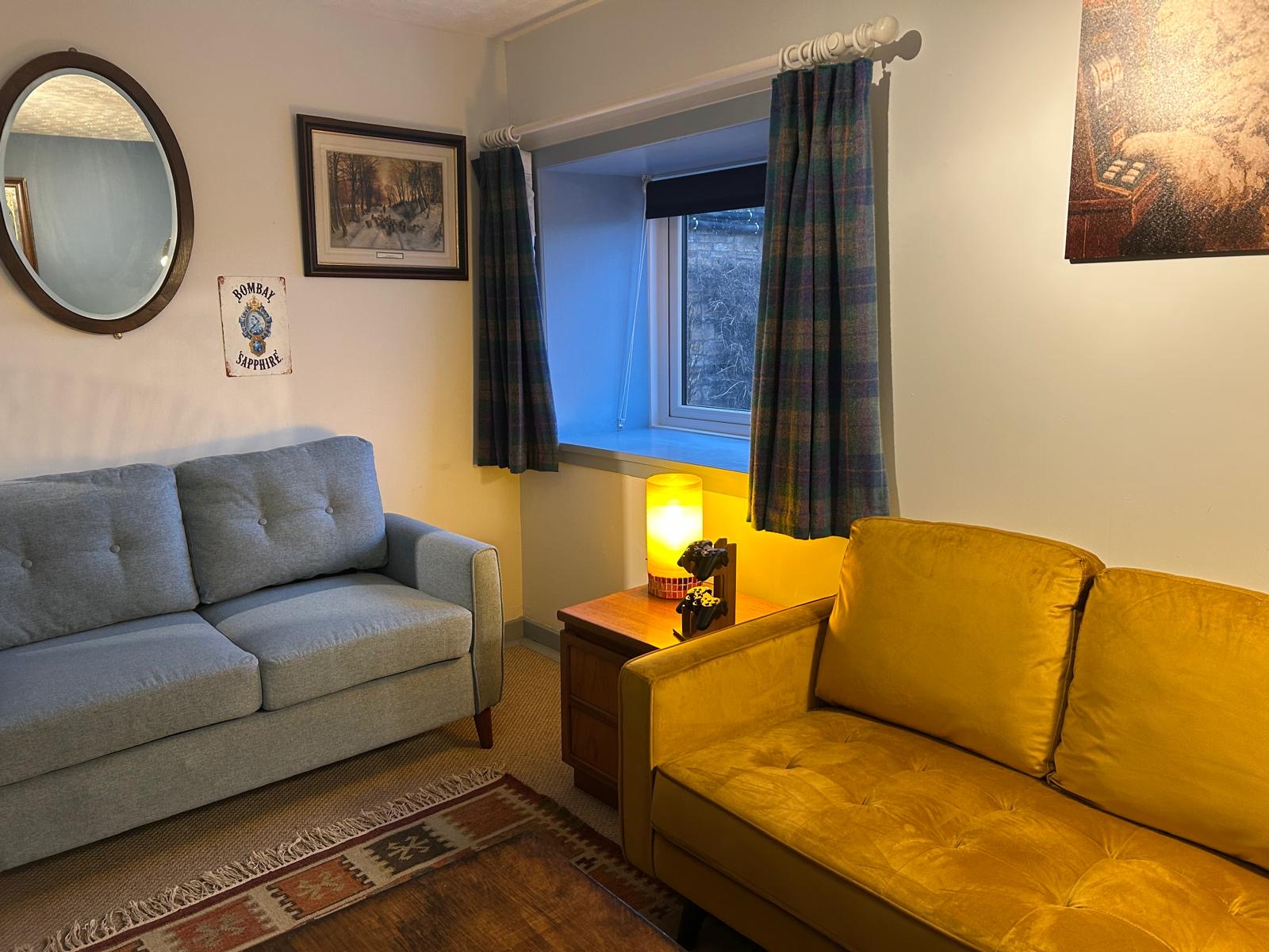 27a63aff-e070-452b-98d3-8117a21e273d